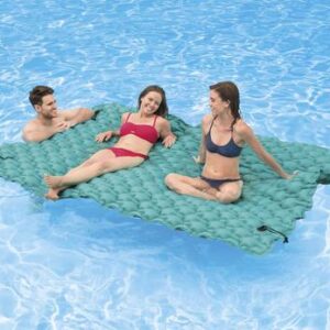 Intex® Giant Floating Mat 4