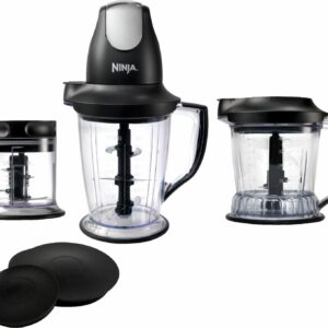 Ninja Master Prep Food Processor Interchangeable 450-watt power pod 48-oz. pitcher for frozen blending and smoothies 40-oz. bowl for food processing and meal preparation 16-oz. chopper bowl for even chopping All jars include convenient storage lids, are dishwasher safe and are BPA free WHAT'S INCLUDED: 450-Watt Power Pod 16-oz. Chopper Bowl 40-oz. Processor Bowl 48-oz. Pitcher Three Splash Guards Three Storage Lids