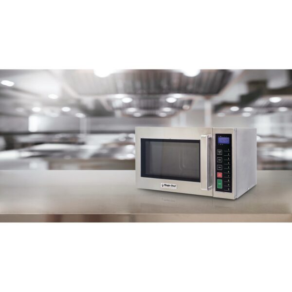 Magic Chef .9 Cubic-ft Commercial Microwave 1,000W of cooking power for excellent results Easy-to-use electronic controls 10 programmable buttons for multiple cooking levels Multistage cooking allowing for different cooking times as well as different power levels